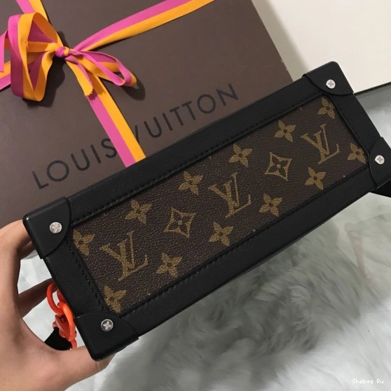 LOUIS BOX VUITTON 0725
